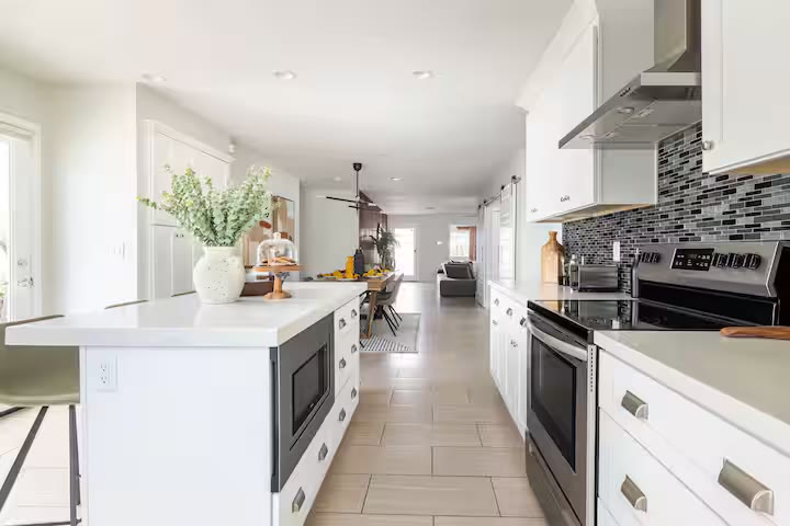 Stylish & Perfect for Families kitchen appliances at a direct-booking vacation rental in Phoenix, Arizona
