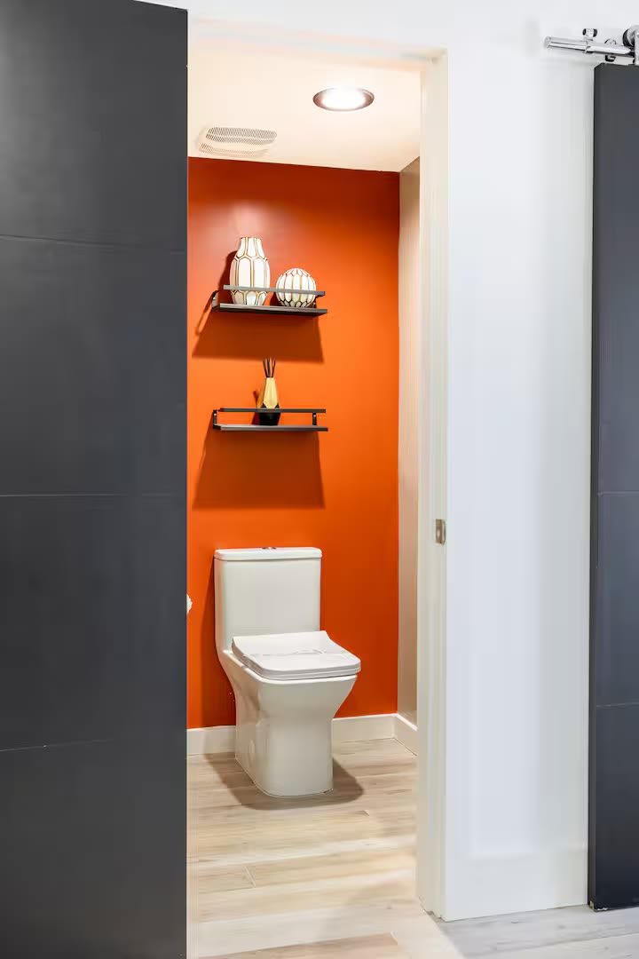 Modern All-En-Suite Home bathroom shower at a direct-booking vacation rental in Phoenix, Arizona