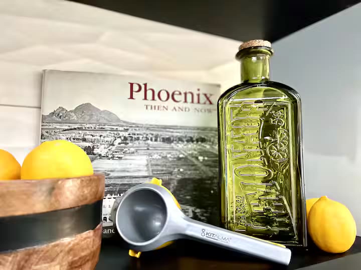 Modern All-En-Suite Home phoenix welcome decor at a direct-booking vacation rental in Phoenix, Arizona