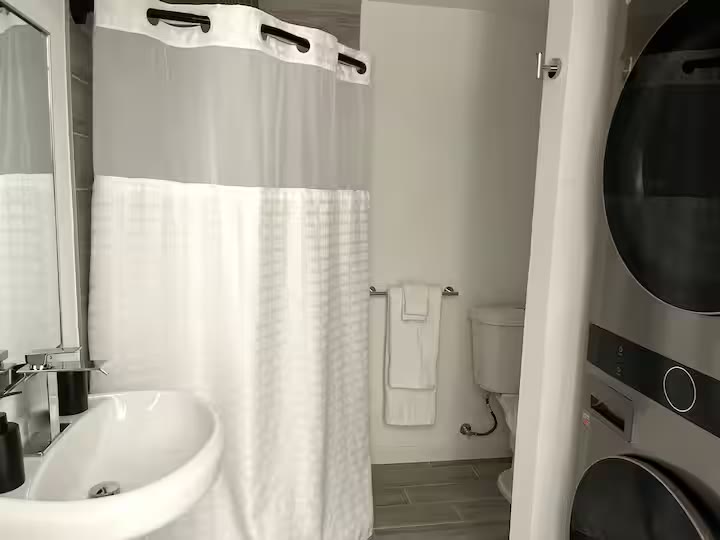 Detached Studio Guesthouse bathroom laundry at a direct-booking vacation rental in Phoenix, Arizona