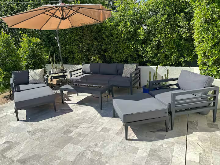 Palm Haven Pool House patio seating at a direct-booking vacation rental in Phoenix, Arizona