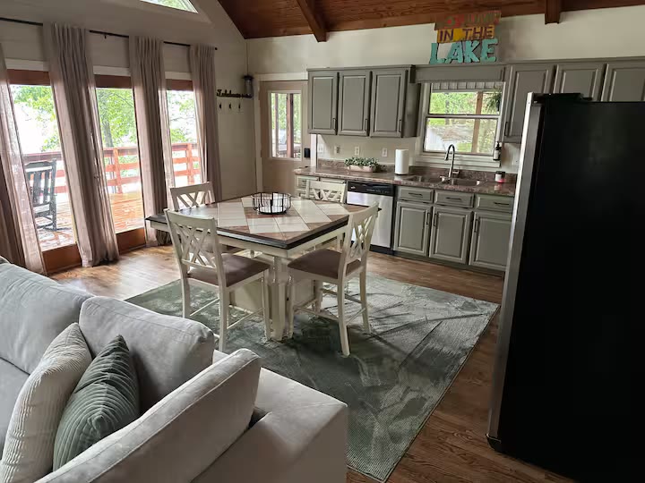 The Angler's Canoe Lake House kitchen appliances at a direct-booking vacation rental in Cedar Bluff, Alabama