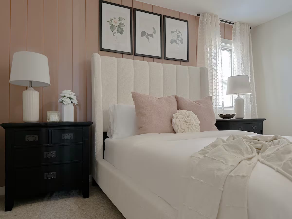 The Angler's Canoe Lake House guest bedroom at a direct-booking vacation rental in Cedar Bluff, Alabama